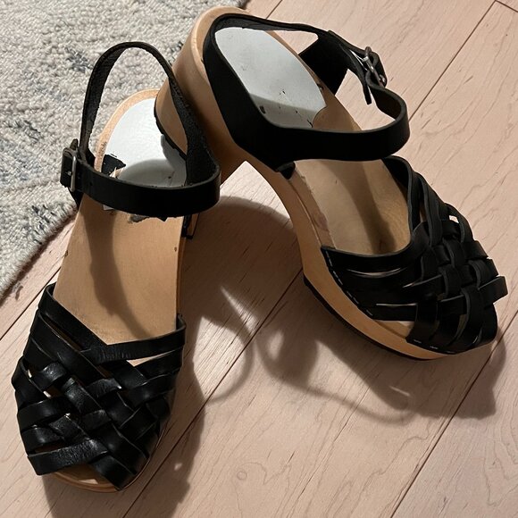 Authentic Swedish Hasbeens Clogs - Picture 4 of 11